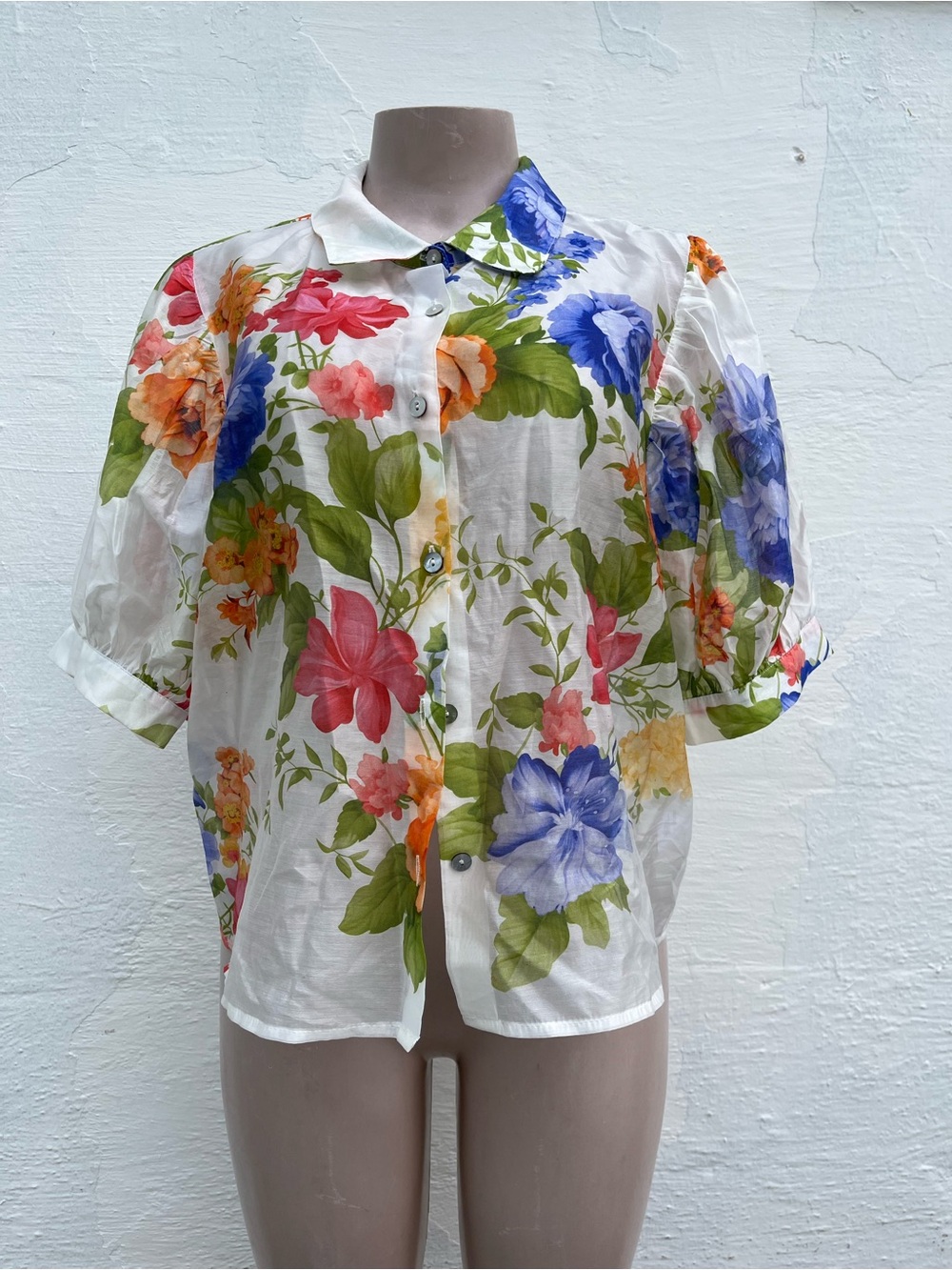 Bailey 44 White Button-Down Blouse with Multicolor Floral Print